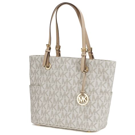 michael kors jet set logo large vanilla totes|Michael Kors purse jet set.